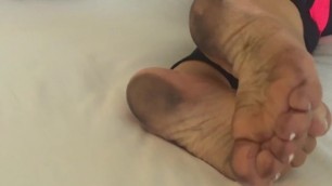 Lick my Dirty Size 10 Wide Soles Clean!!