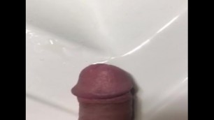 Peeing right before Cumming