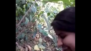 Desi girl very nice sucking n fucking in forest - HornySlutCams&period;com