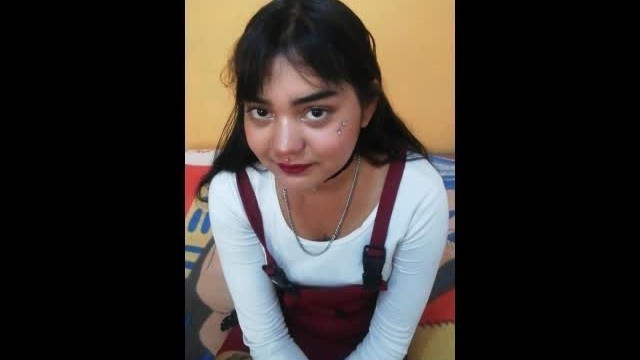 Colegiala Putita Está Lista Para Recibir Mucha Verga, Disfruta Mamar Vergas Todo El Dia (Teen)